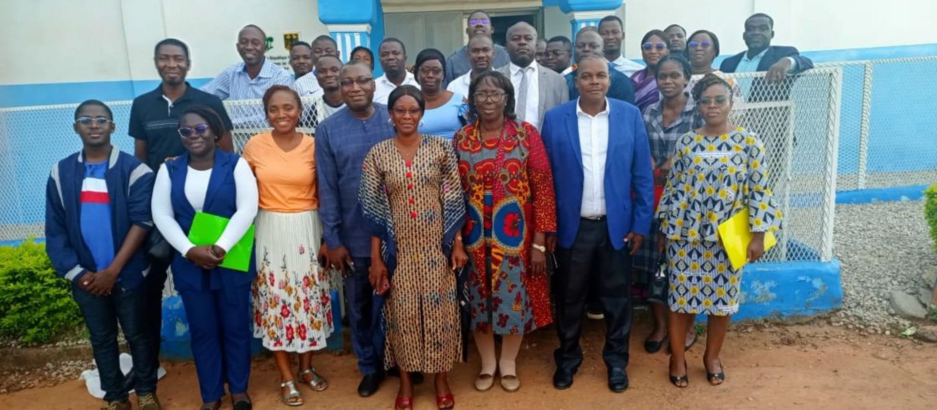 Group photo with about 30 participants of the workshop
