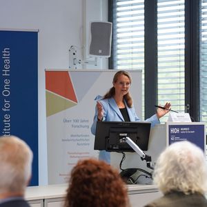 Bettina Martin, Ministerin für Wissenschaft, Kultur, Bundes- und Europaangelegenheiten des Landes Mecklenburg-Vorpommern beim Grußwort